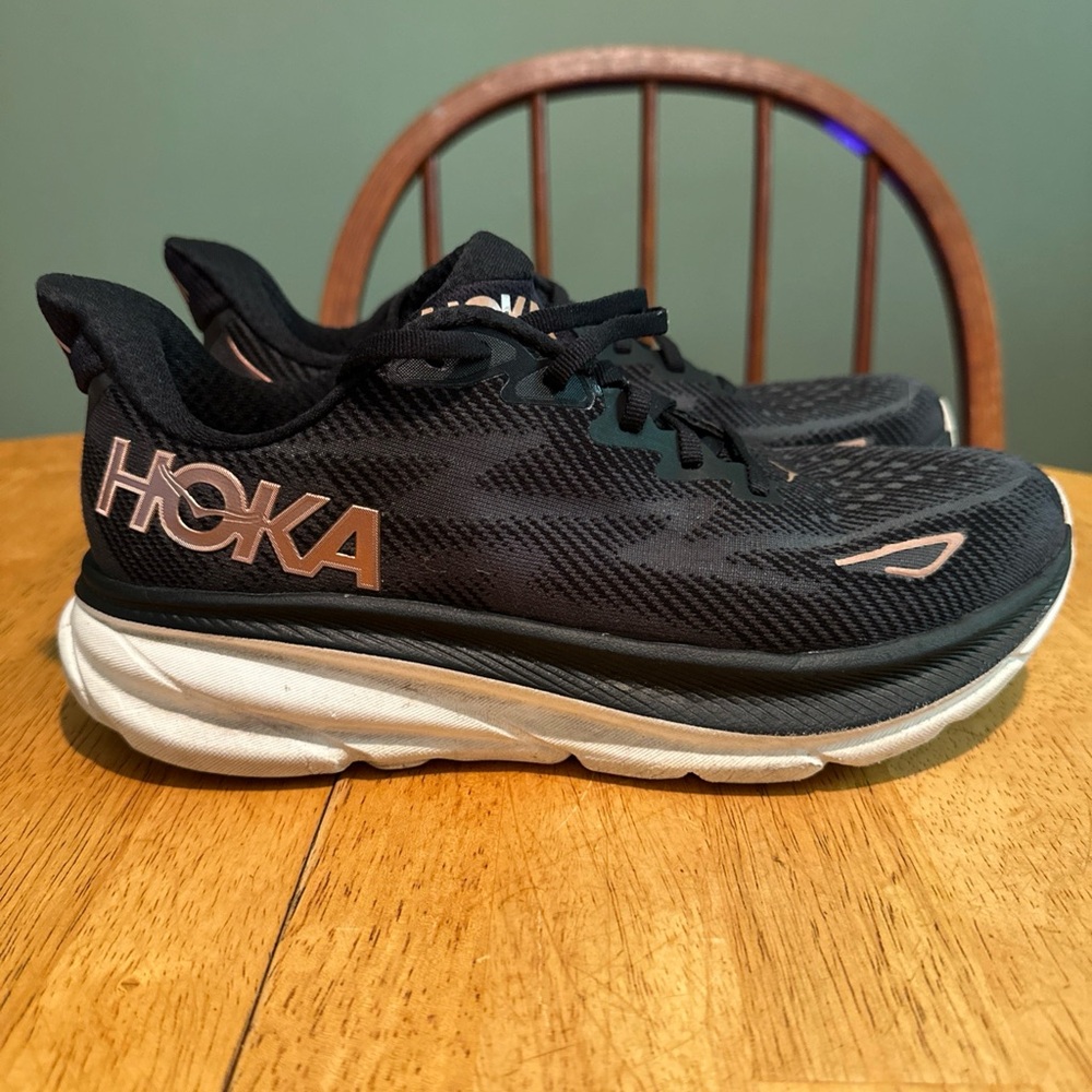 Hoka One One Womens Clifton 9 1127896 BRGL Black Running Shoes Sneakers Sz 8.5 B